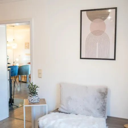 Cozy Apartment Hideaway 170 Qm - 5 Min Zur Autobahn - Self Check-In Apartamento Büdingen