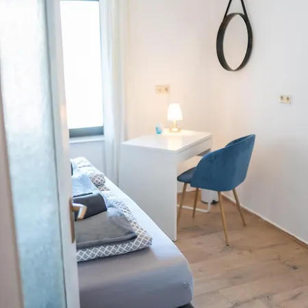 Cozy Apartment Hideaway 170 Qm - 5 Min Zur Autobahn - Self Check-In Apartamento