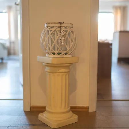 Cozy Apartment Hideaway 170 Qm - 5 Min Zur Autobahn - Self Check-In Apartamento