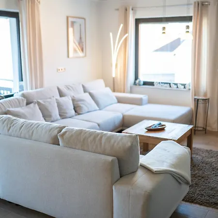 Cozy Apartment Hideaway 170 Qm - 5 Min Zur Autobahn - Self Check-In Apartamento *