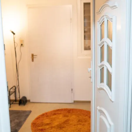 Cozy Hideaway -5 Min Zur Autobahn - Self Check-in 公寓 Büdingen