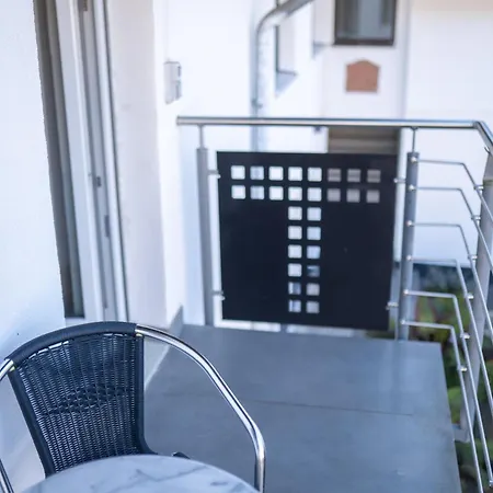 Apartment Cozy Hideaway -5 Min Zur Autobahn - Self Check-in Budingen
