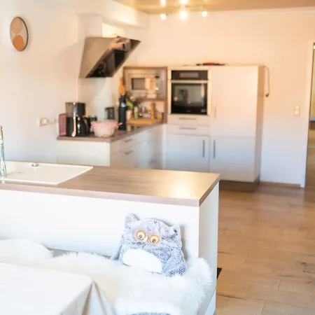 Cozy Hideaway -5 Min Zur Autobahn - Self Check-in 公寓