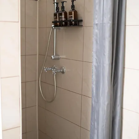 Apartment Cozy Hideaway -5 Min Zur Autobahn - Self Check-in Budingen