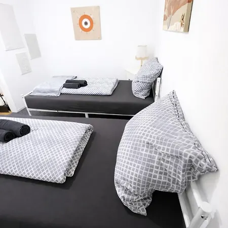 Cozy Apartment Hideaway 170 Qm - 5 Min Zur Autobahn - Self Check-In Büdingen