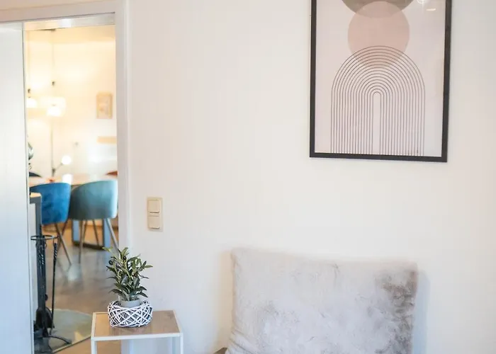 Cozy Hideaway 170 Qm - 5 Min Zur Autobahn - Self Check-in Lägenhet Büdingen