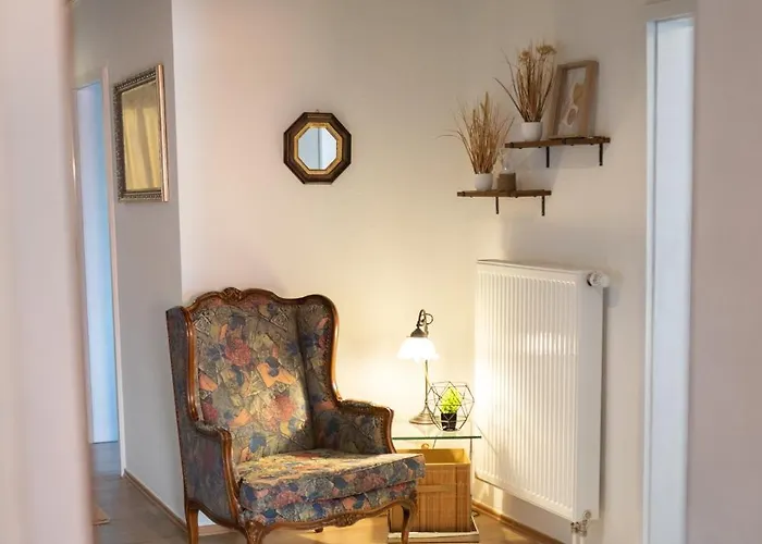 Cozy Hideaway 170 Qm - 5 Min Zur Autobahn - Self Check-in Lägenhet Büdingen