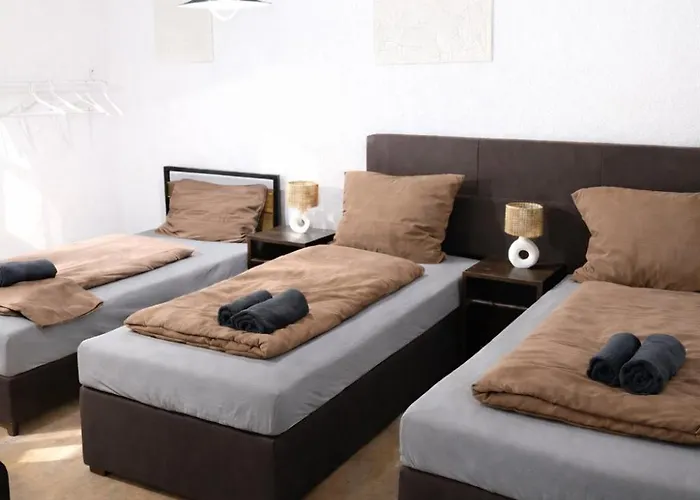 Cozy Hideaway 170 Qm - 5 Min Zur Autobahn - Self Check-in Lägenhet